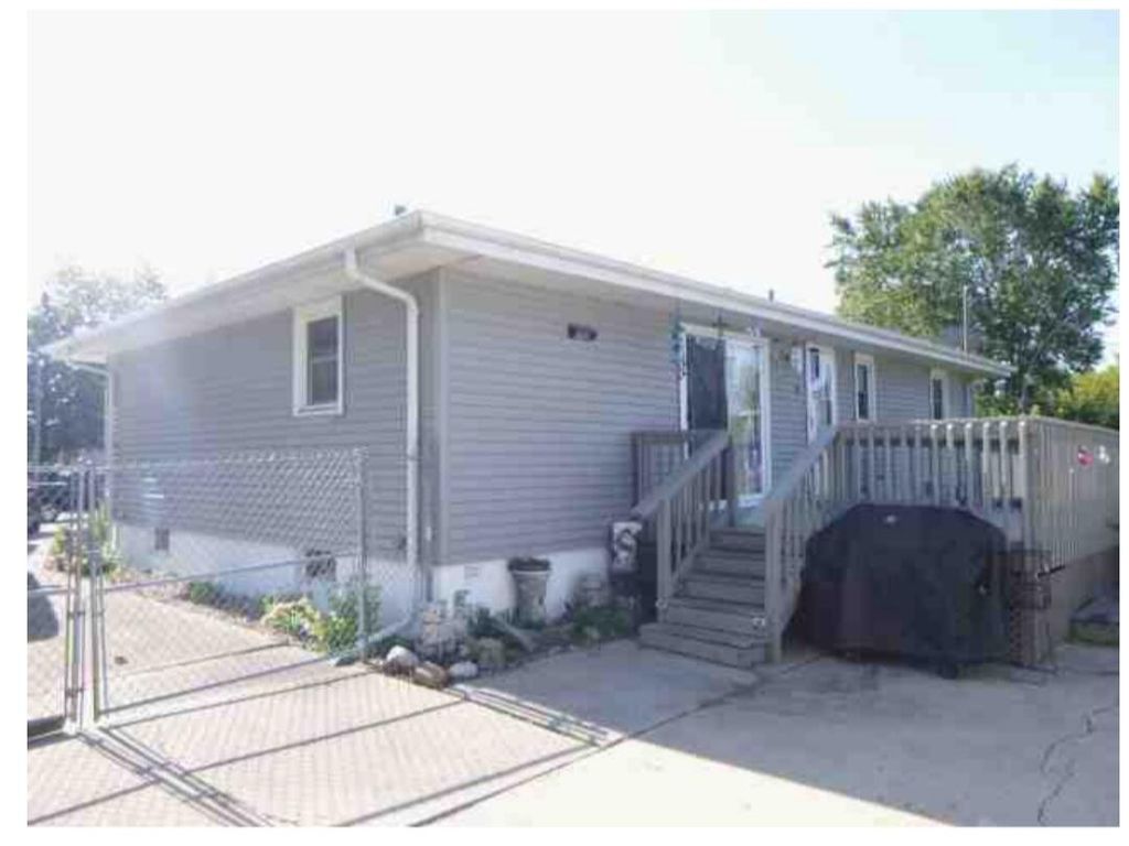 Photo of 530 Pierce Avenue, Dyer, IN 46311 (MLS # 832376)