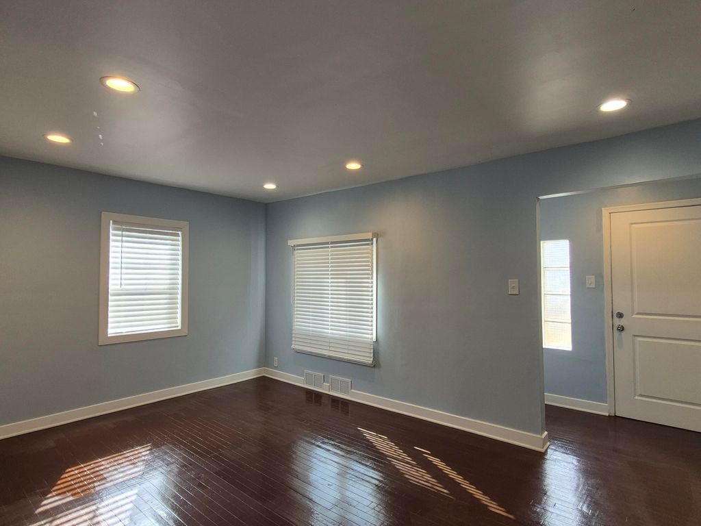 Photo of 908 E 45th Avenue, Gary, IN 46409 (MLS # 836354)