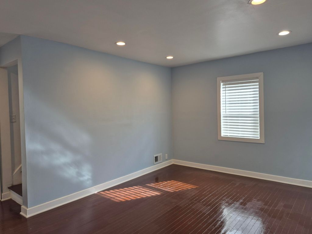 Photo of 908 E 45th Avenue, Gary, IN 46409 (MLS # 836354)