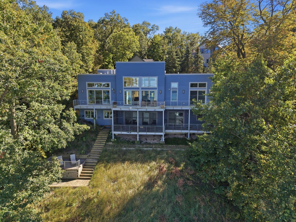 Photo of 827 E Lake Front Drive, Beverly Shores, IN 46301 (MLS # 847187)