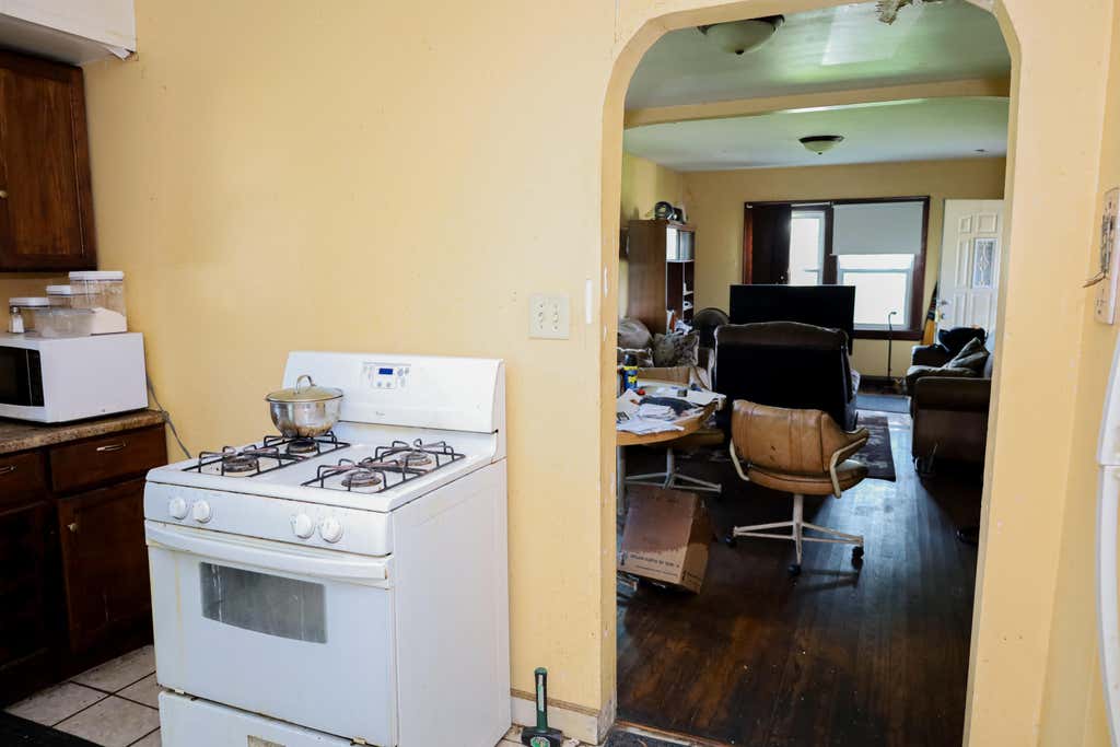 Photo of 355 Lincoln Street, Gary, IN 46402 (MLS # 844252)