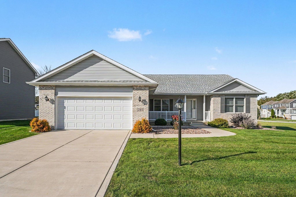 Photo of 285 Apple Grove Lane, Valparaiso, IN 46385 (MLS # 846519)