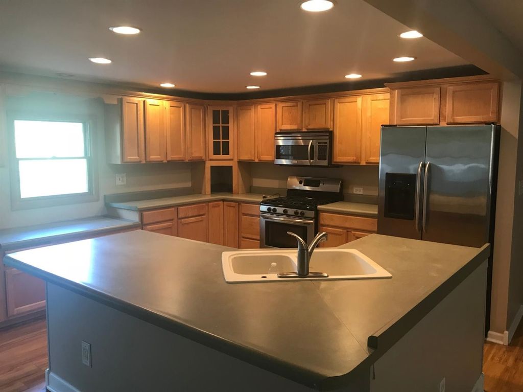 Photo of 6735 Van Buren Place, Merrillville, IN 46410 (MLS # 832006)