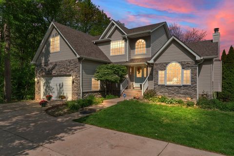 378 Lake Vista Court, Porter, IN 46304 - #: 821410