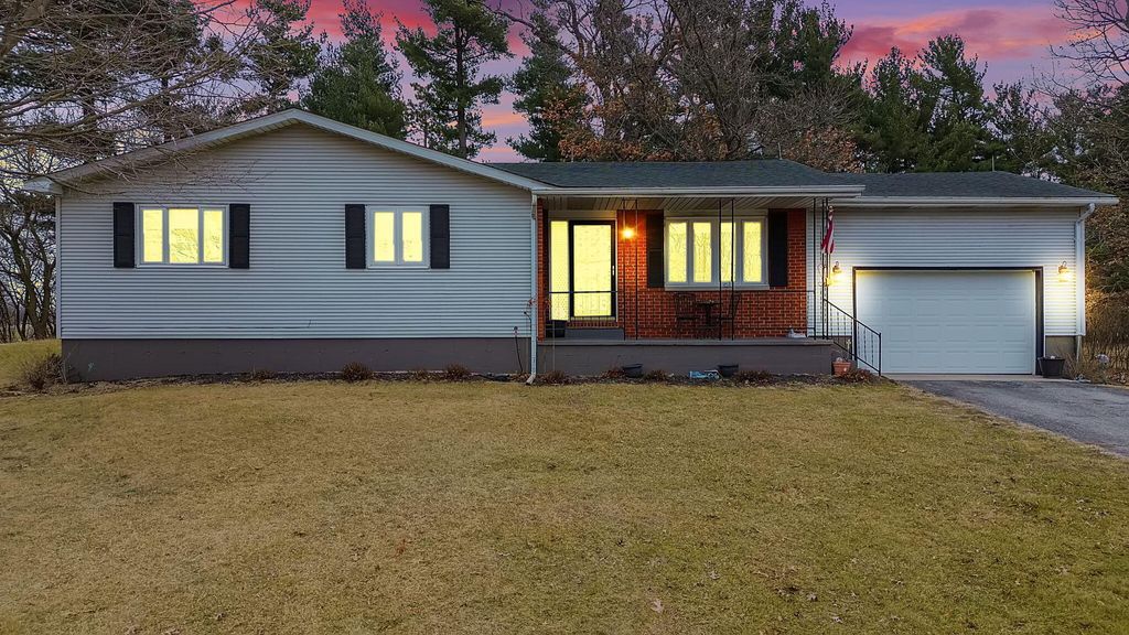 Photo of 5781 W 700 N, Rensselaer, IN 47978 (MLS # 834674)