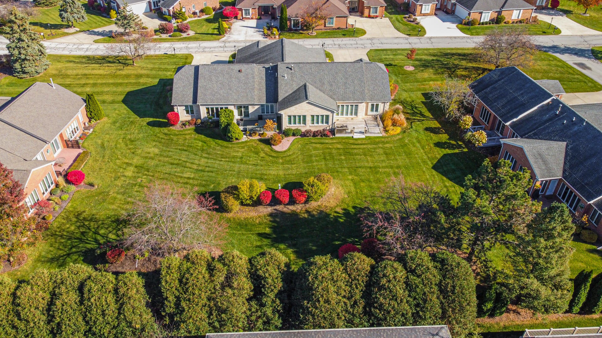 3508 Bob White Circle