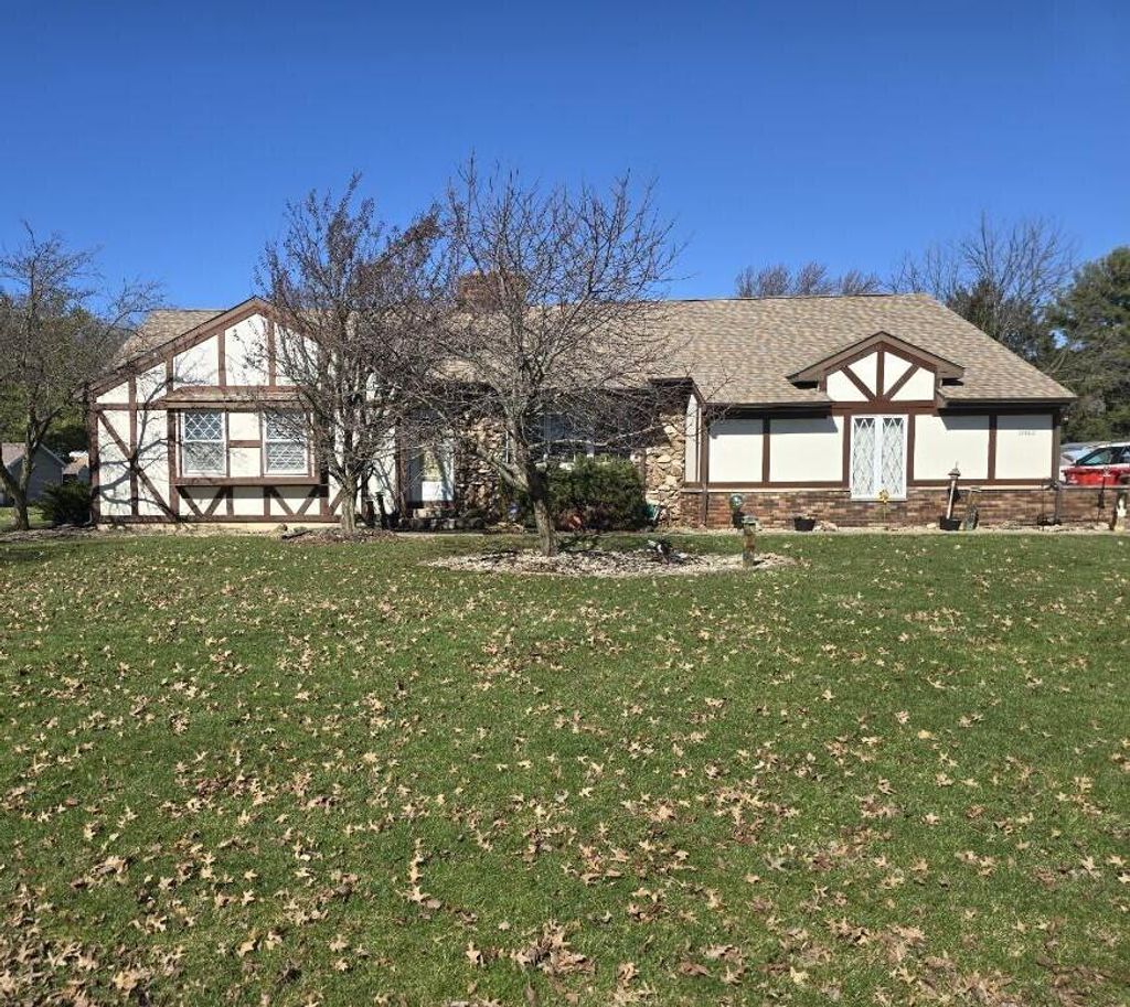 Photo of 12900 Walnut Hill Drive, Lakeville, IN 46536 (MLS # 835178)