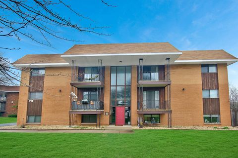 716 Moraine Trace 3 Schererville IN 46375