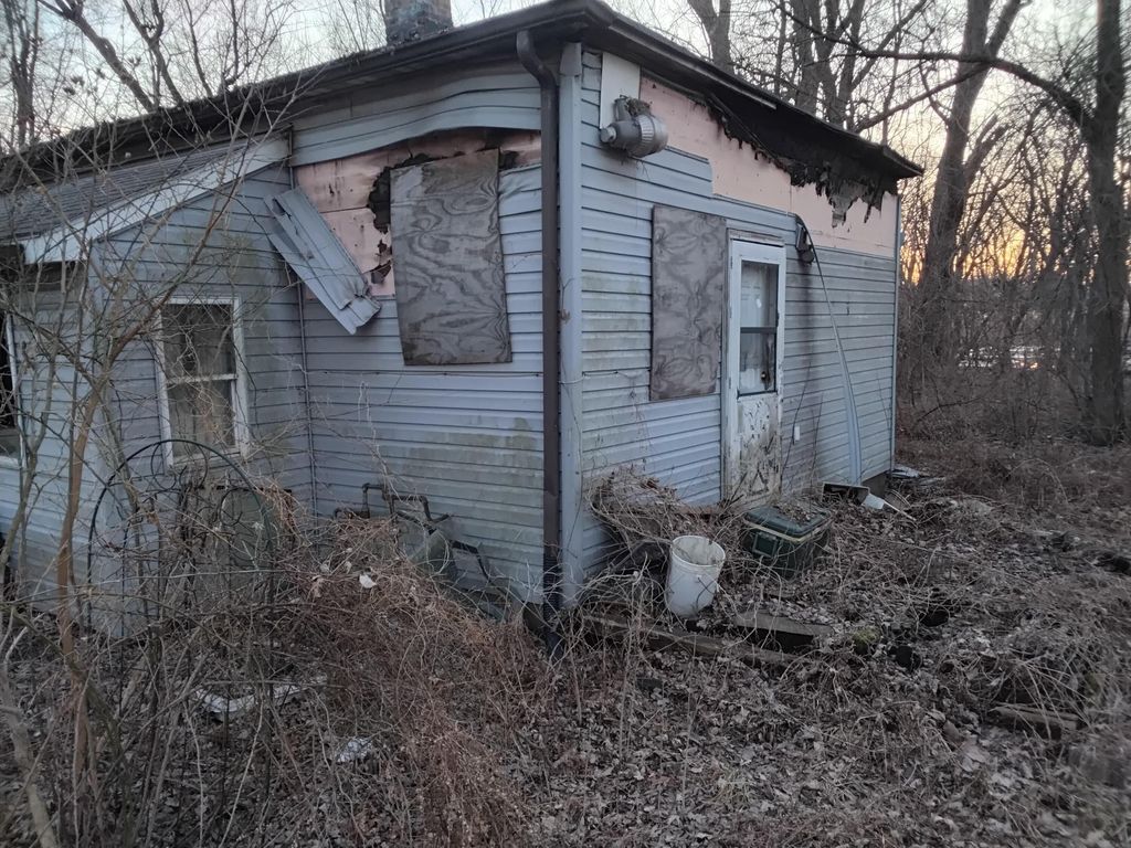 Photo of 2522 W Oakwood Drive, Gary, IN 46406 (MLS # 837926)