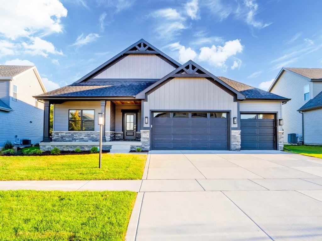 Photo of 13750 King Street, Cedar Lake, IN 46303 (MLS # 845028)