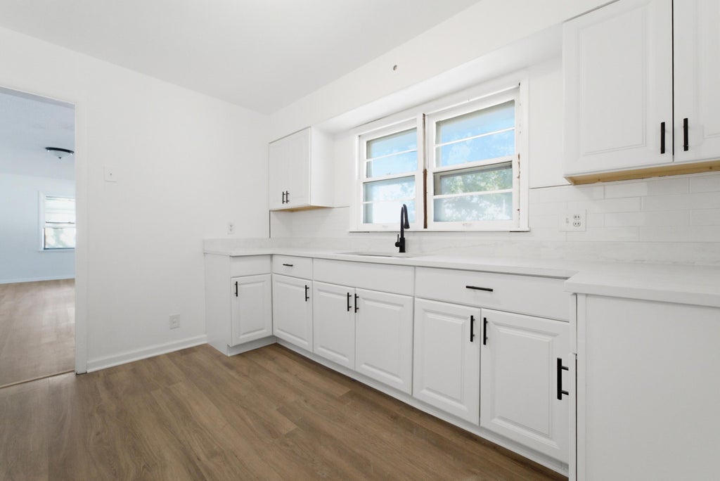 Photo of 412 Vail Street, Michigan City, IN 46360 (MLS # 846110)