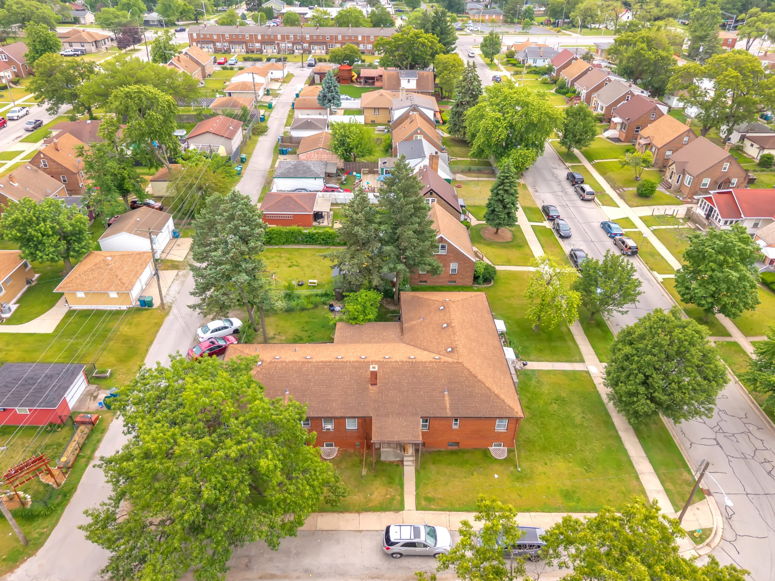 6803 Schneider Avenue