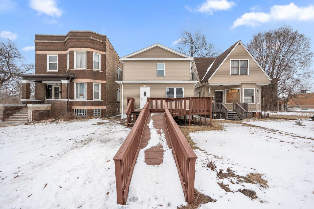 Photo of 565 Jackson Street, Gary, IN 46402 (MLS # 833222)