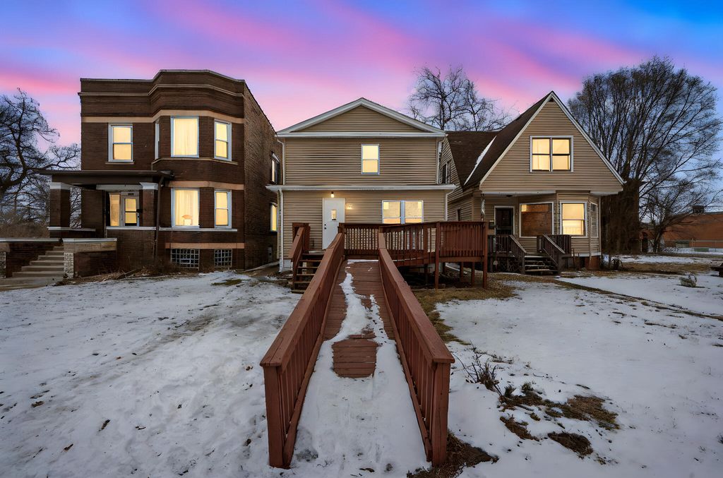 Photo of 565 Jackson Street, Gary, IN 46402 (MLS # 833222)