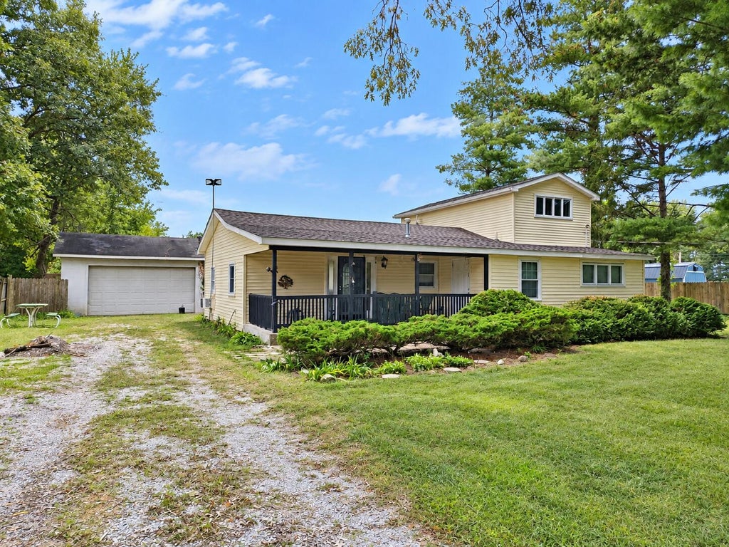 Photo of 2055 S 450 E, Knox, IN 46534 (MLS # 845390)