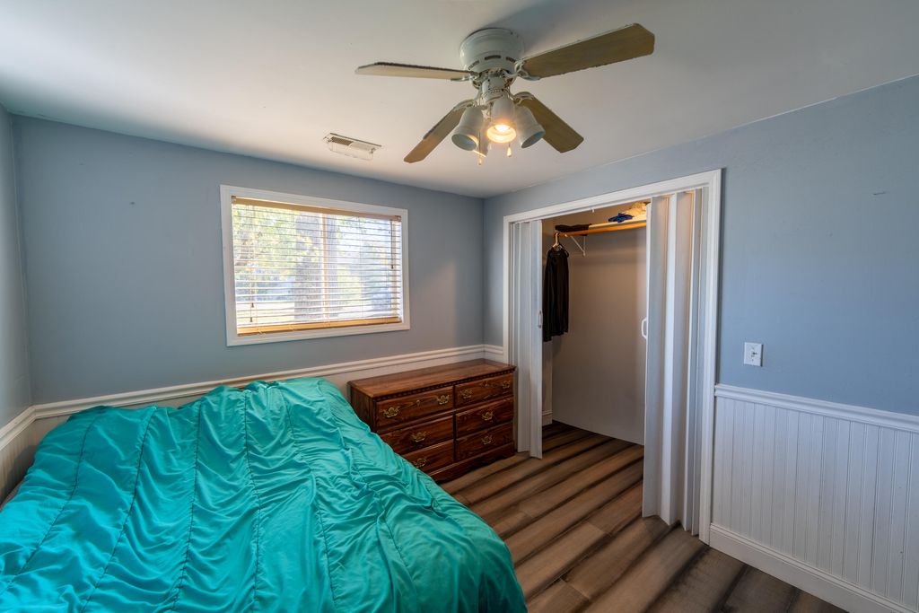 Photo of 26 S Fish Lake Street, Valparaiso, IN 46385 (MLS # 834809)