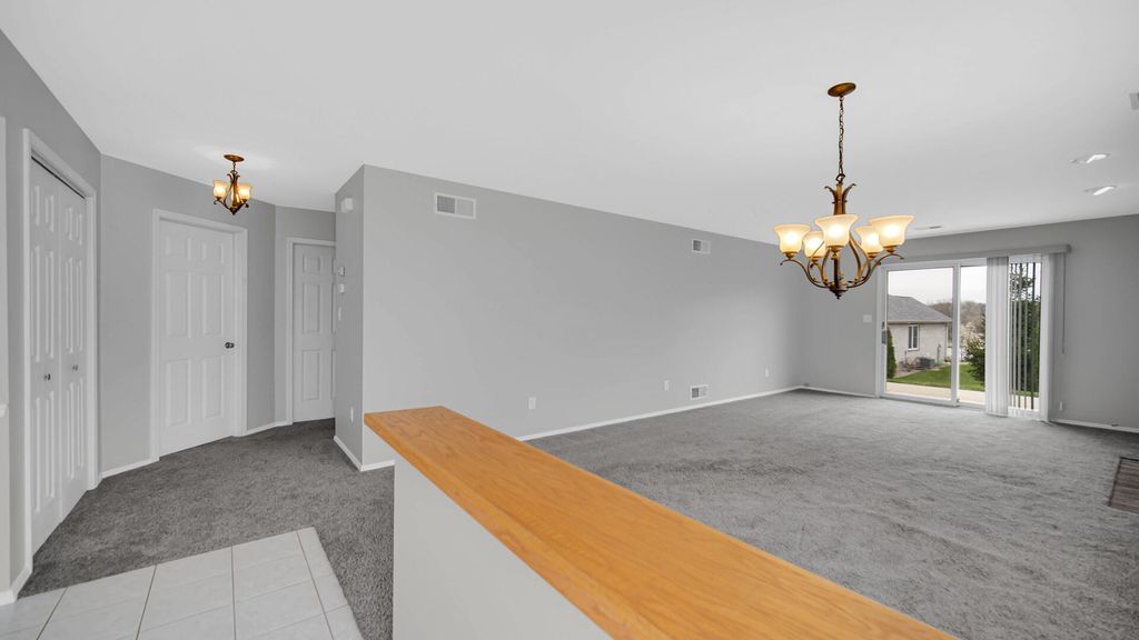 Photo of 411 W Deerpath Drive W, Schererville, IN 46375 (MLS # 836536)