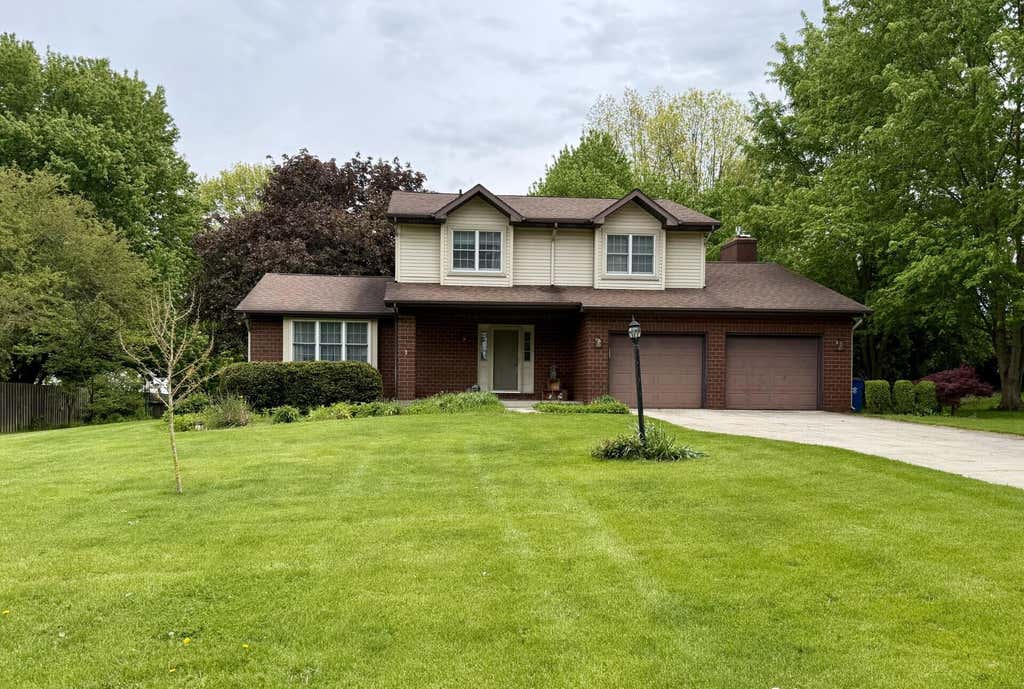 Photo of 2960 Sycamore Lane, Bremen, IN 46506 (MLS # 843839)