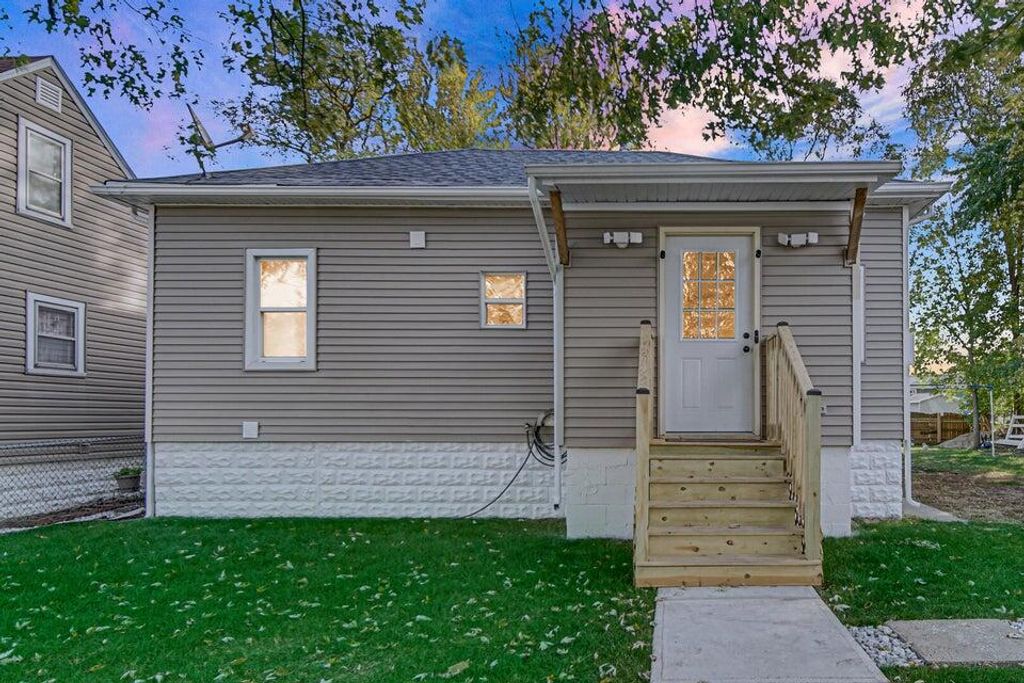 Photo of 1047 Ralston Street, Gary, IN 46406 (MLS # 834105)