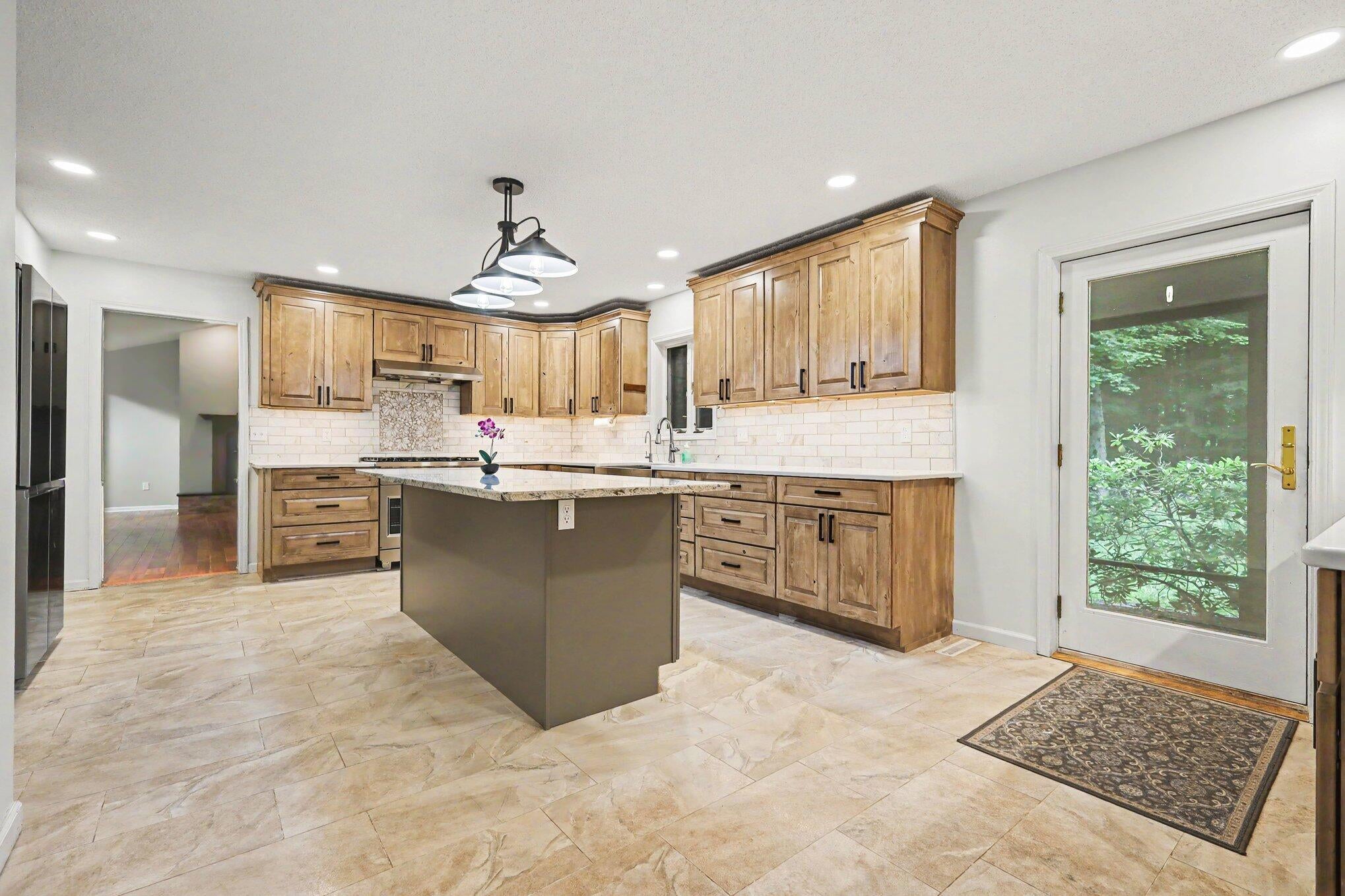 3598 W Schultz Road