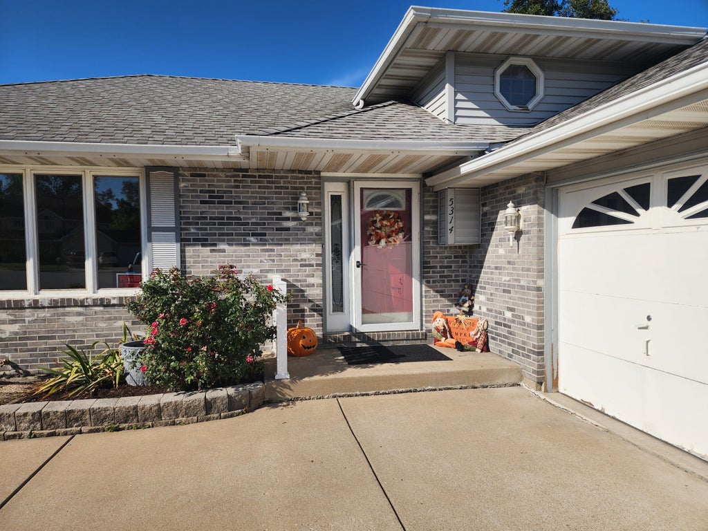 Photo of 5314 Quail Court, Schererville, IN 46375 (MLS # 845054)