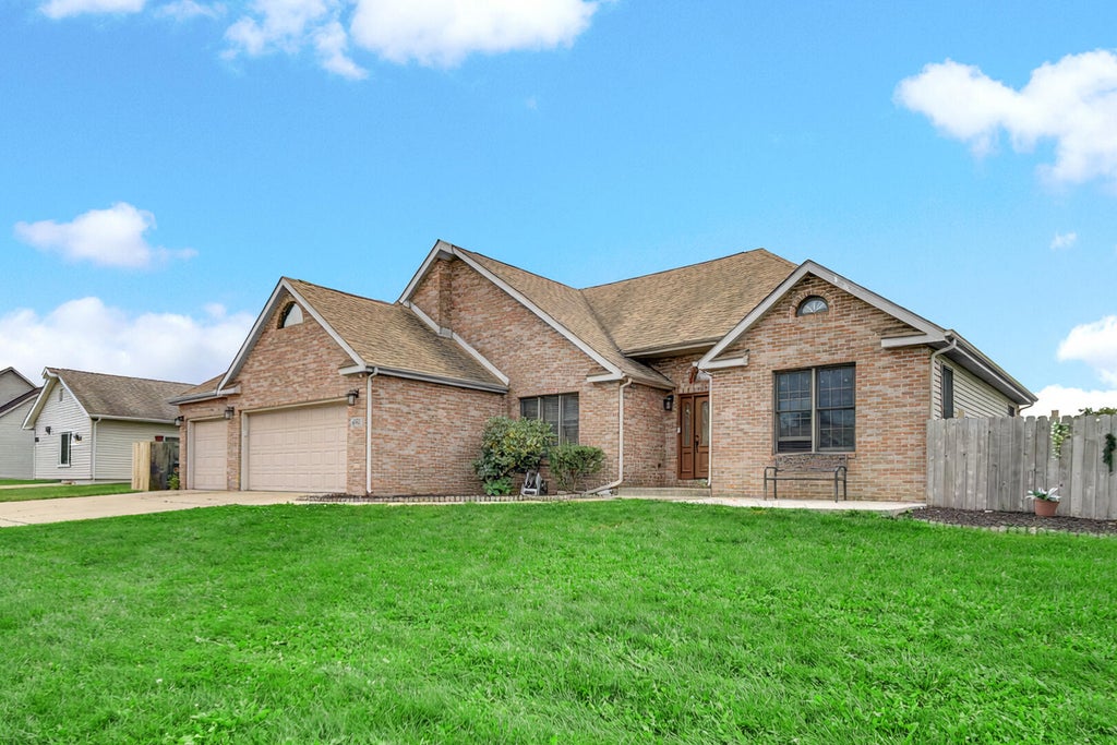 Photo of 6331 Savannah Avenue, Portage, IN 46368 (MLS # 847035)