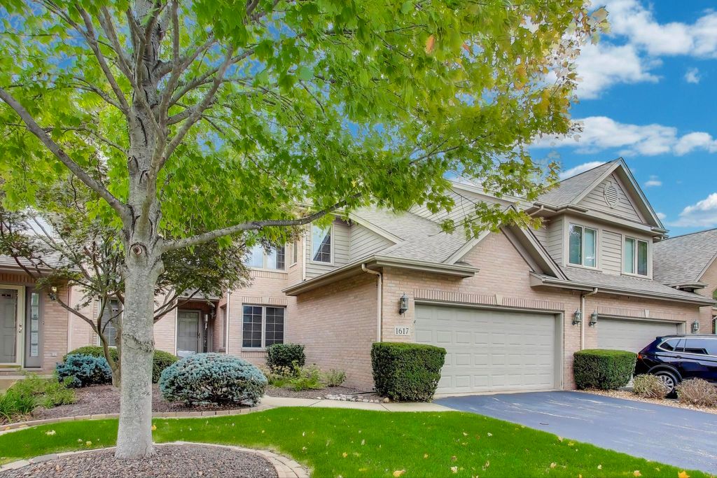 Photo of 1617 Cherry Blossom Drive, Munster, IN 46321 (MLS # 838124)