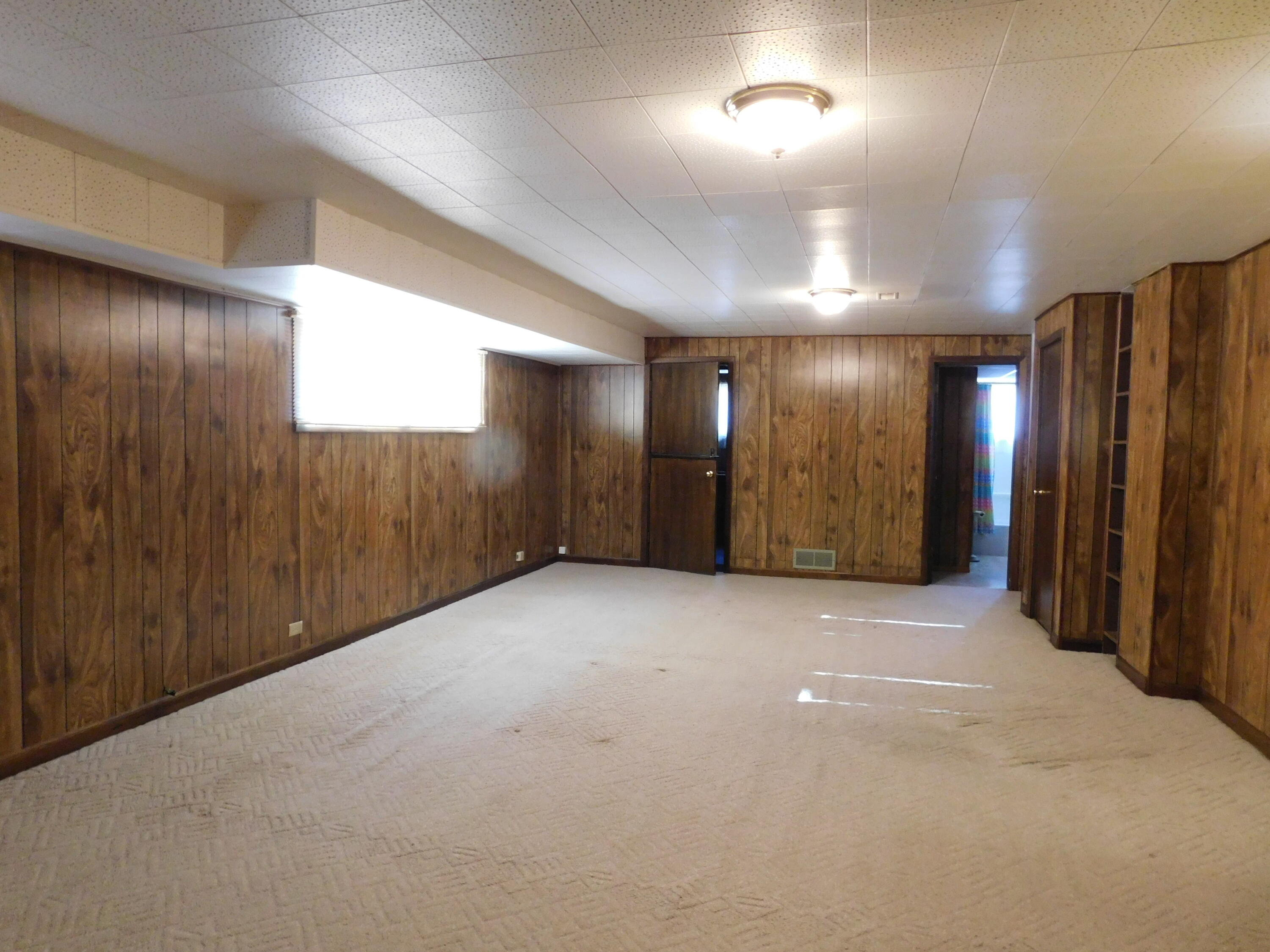 Gary, Indiana 46408, United States, 3 Bedrooms Bedrooms, ,2 BathroomsBathrooms,Residential,Active,83568