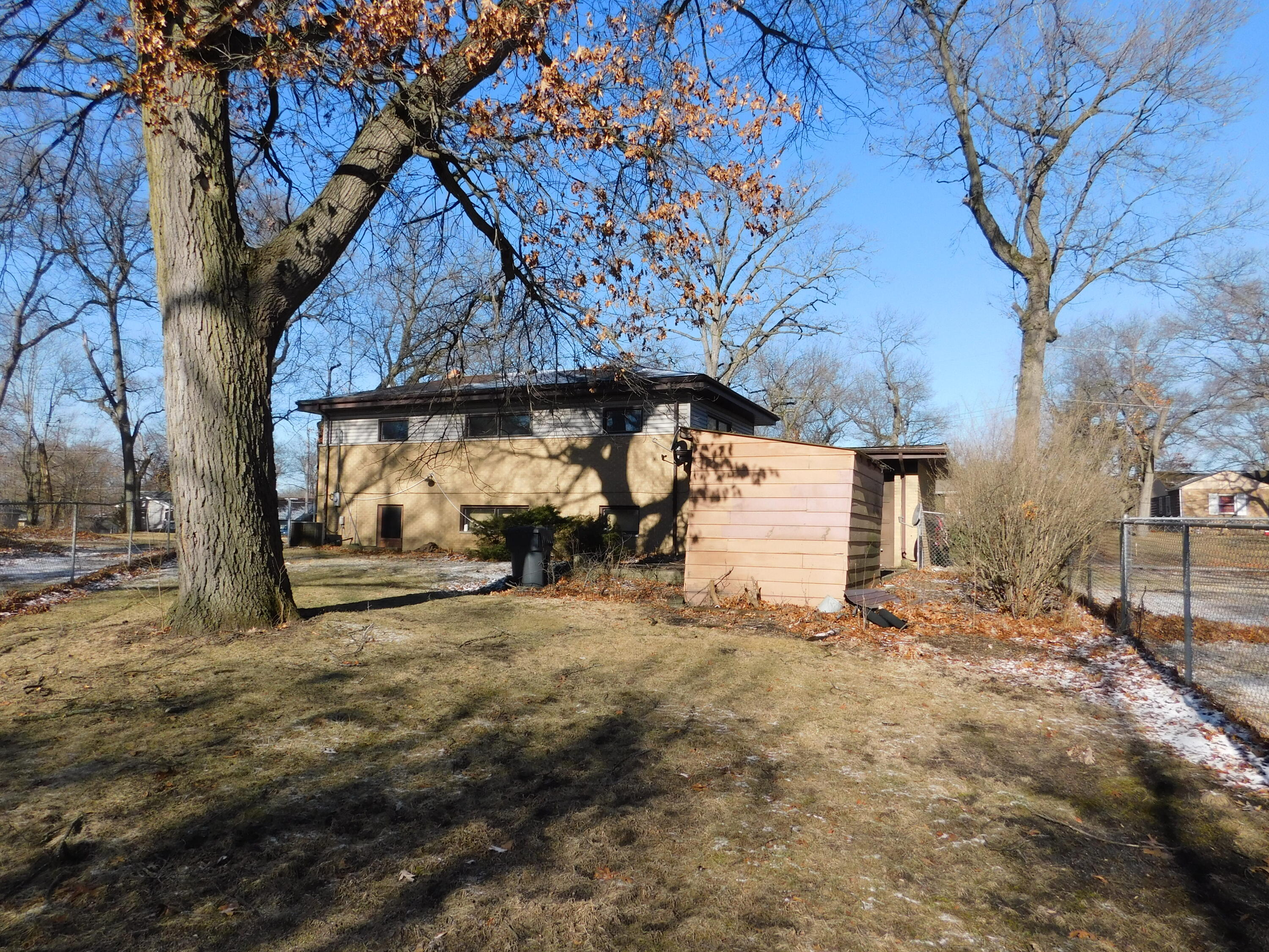 Gary, Indiana 46408, United States, 3 Bedrooms Bedrooms, ,2 BathroomsBathrooms,Residential,Active,83568