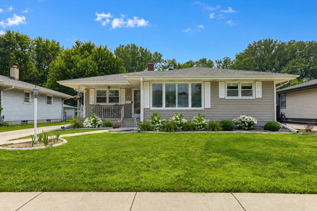 Photo of 18 Timrick Drive, Munster, IN 46321 (MLS # 842458)