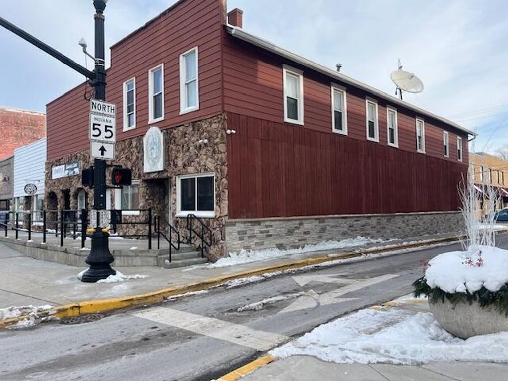 Photo of 100 N Main Street, Crown Point, IN 46307 (MLS # 830687)