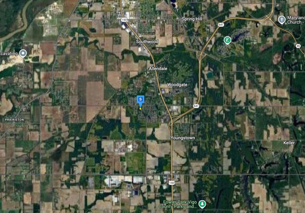 Photo of 7595 S Nantucket Woods Court, Terre Haute, IN 47802 (MLS # 835269)