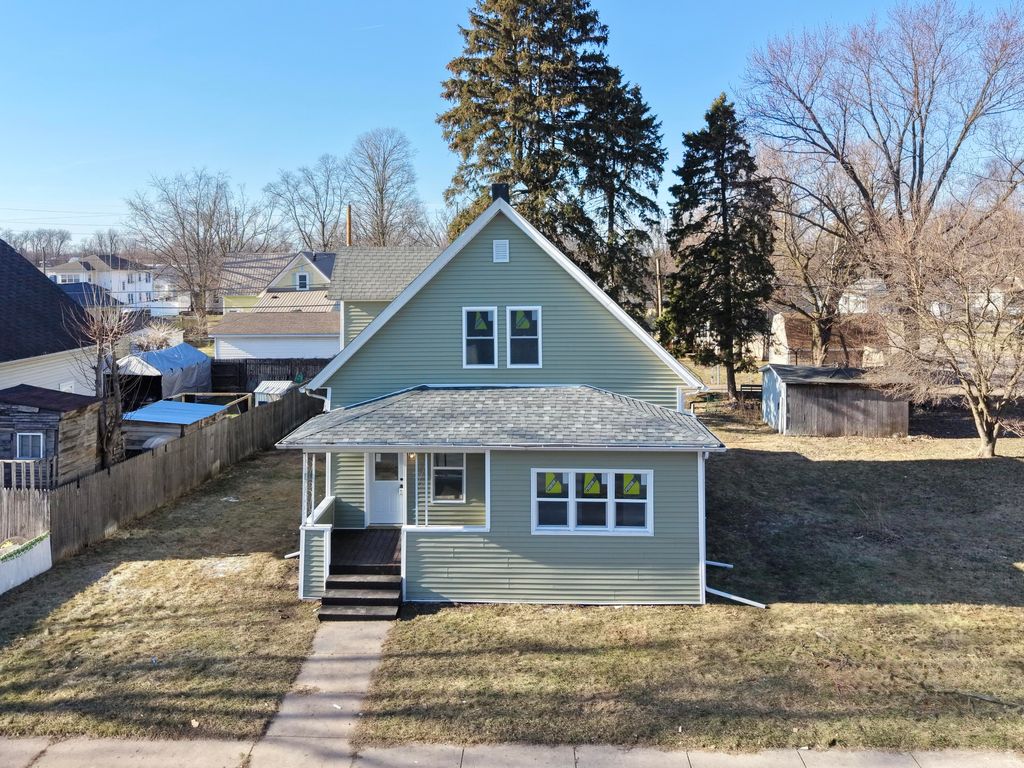 Photo of 317 Oberreich Street, La Porte, IN 46350 (MLS # 834801)