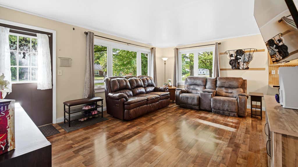 Photo of 1113 Begonia Street SE, DeMotte, IN 46310 (MLS # 840241)