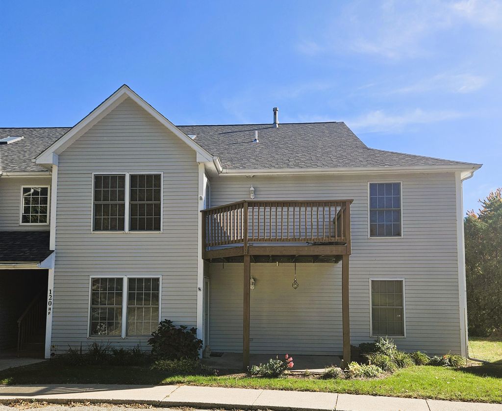 Photo of 120 Pine Drive #H, Porter, IN 46304 (MLS # 830278)