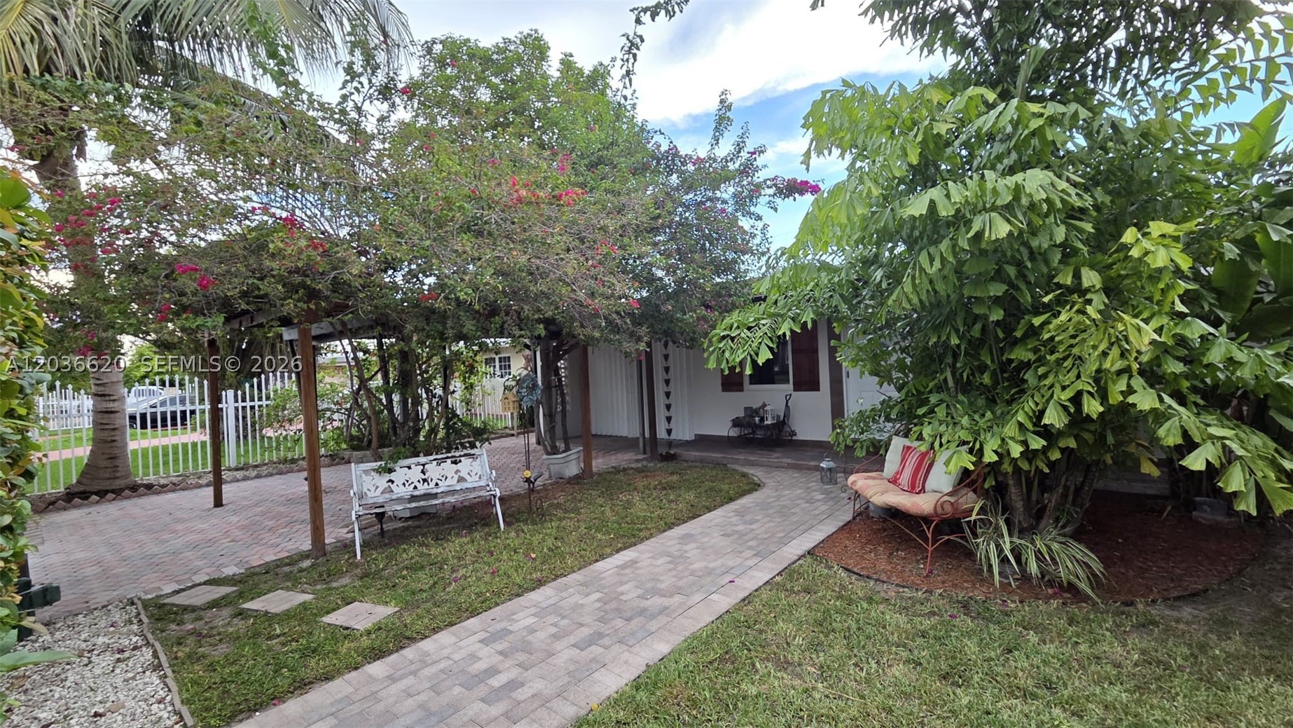 3511 SW 105th ct