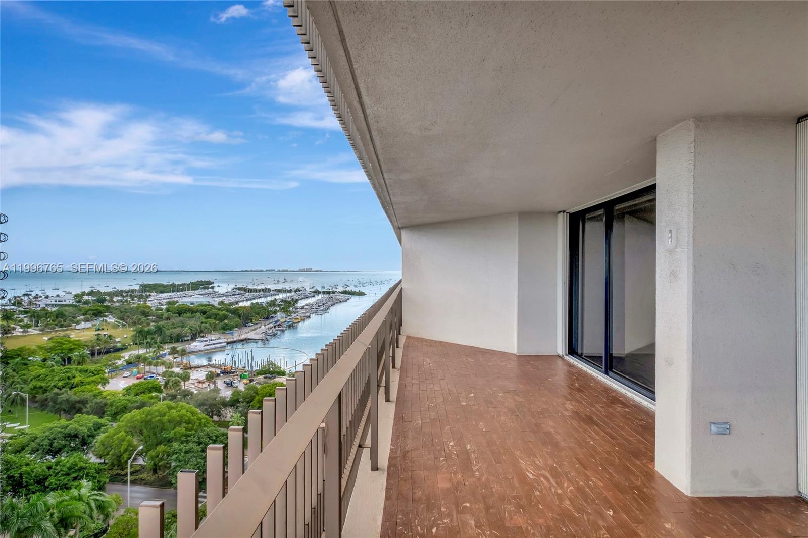 YACHT HARBOUR CONDO - Residential