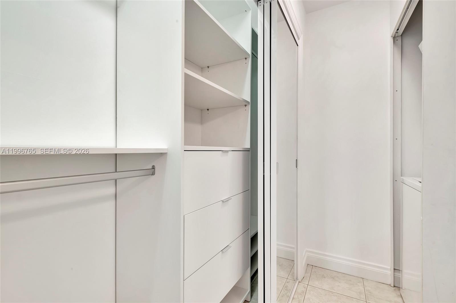 YACHT HARBOUR CONDO - Residential