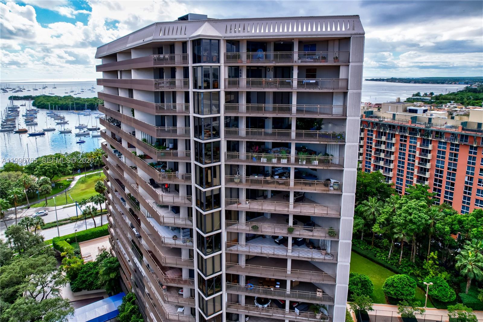 YACHT HARBOUR CONDO - Residential