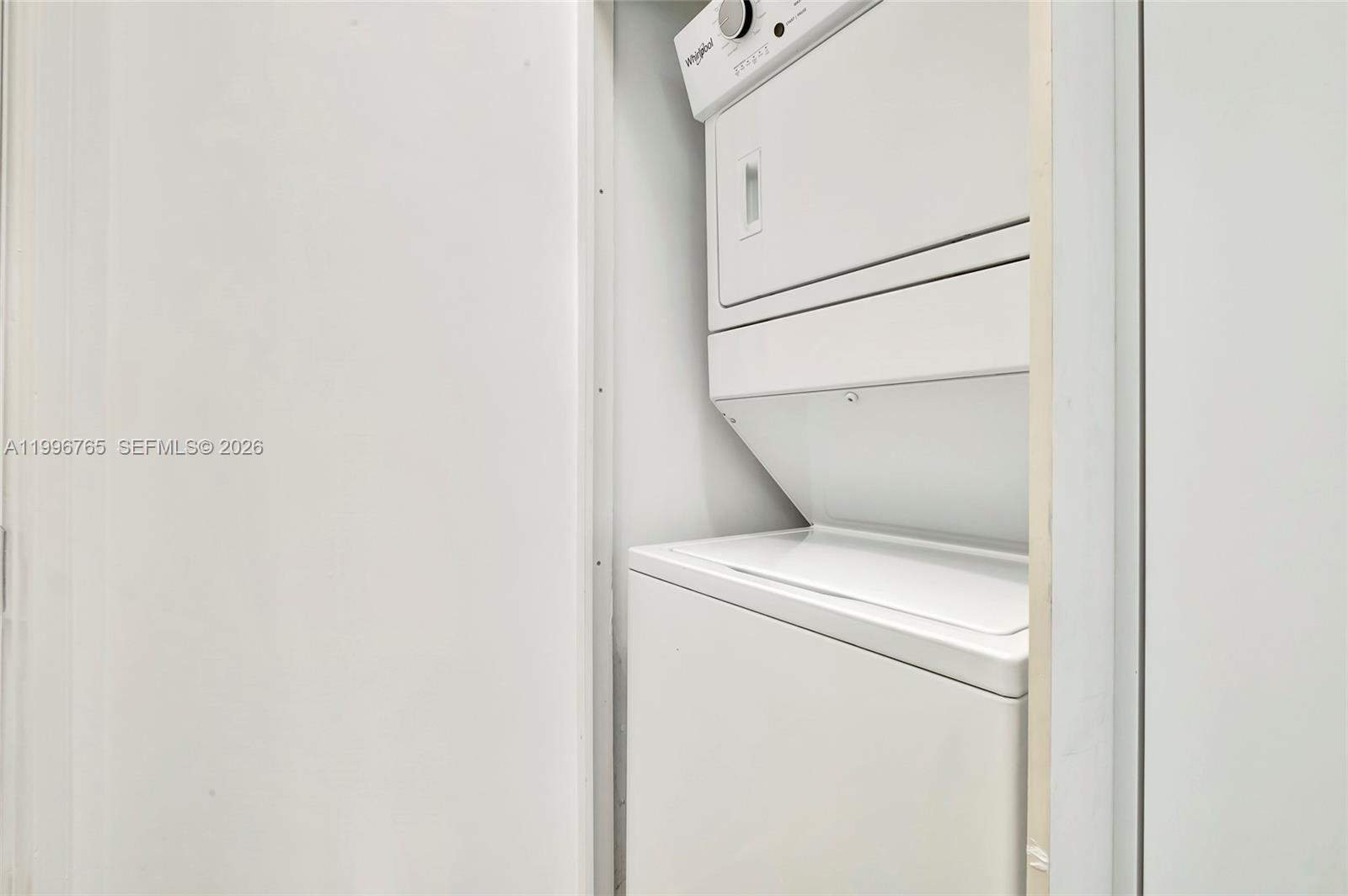 YACHT HARBOUR CONDO - Residential