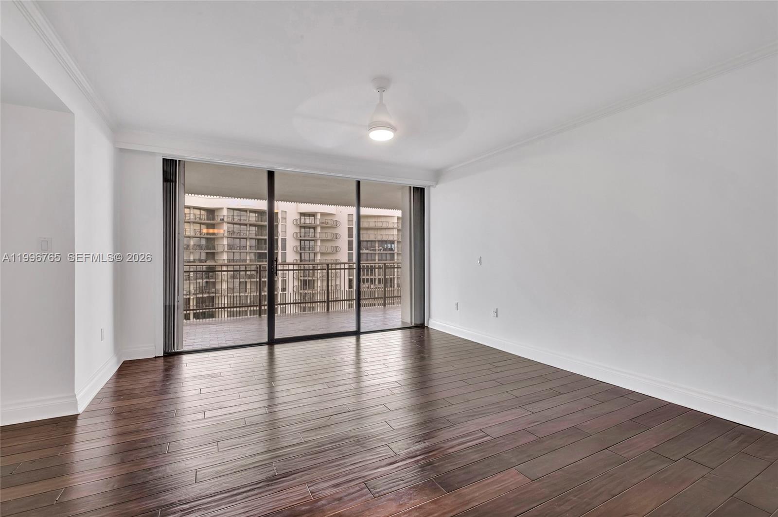 YACHT HARBOUR CONDO - Residential