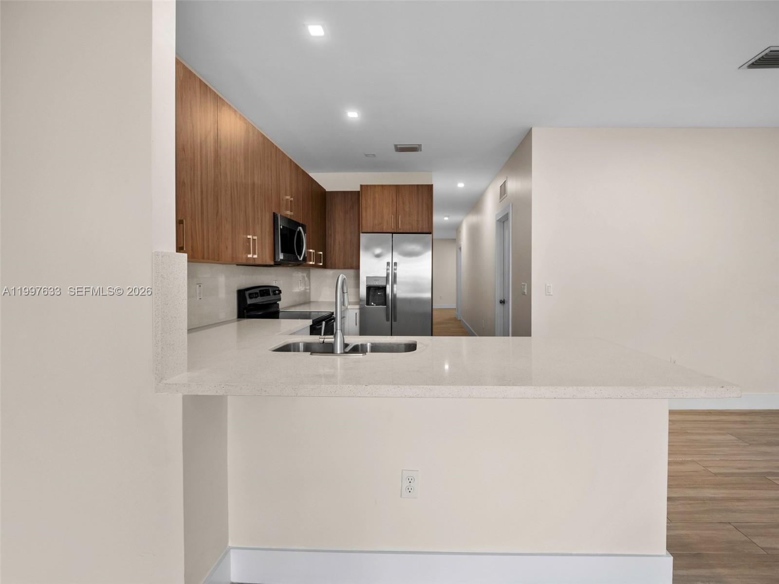 BUENA VISTA GARDENS - Residential Income