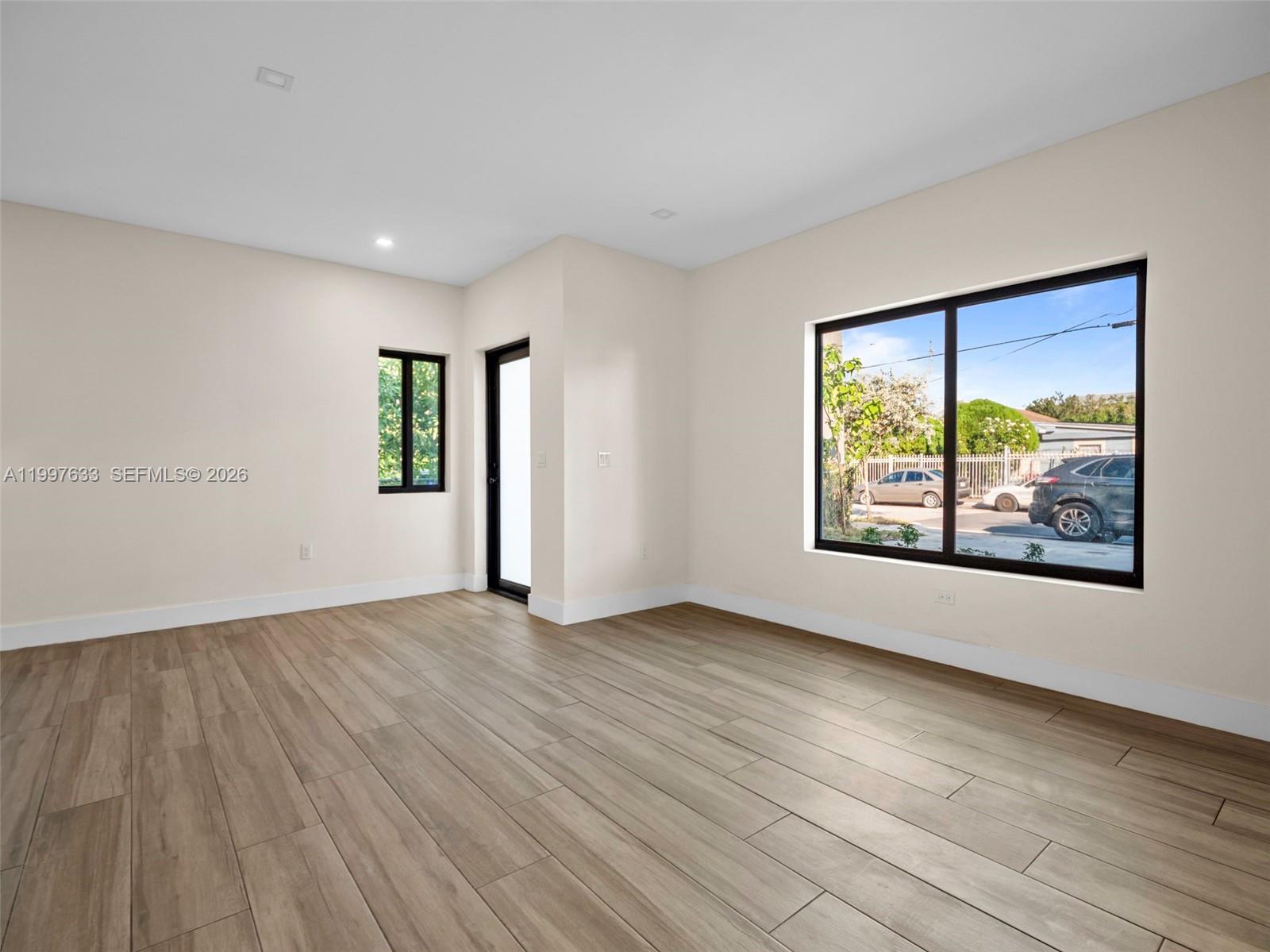 BUENA VISTA GARDENS - Residential Income