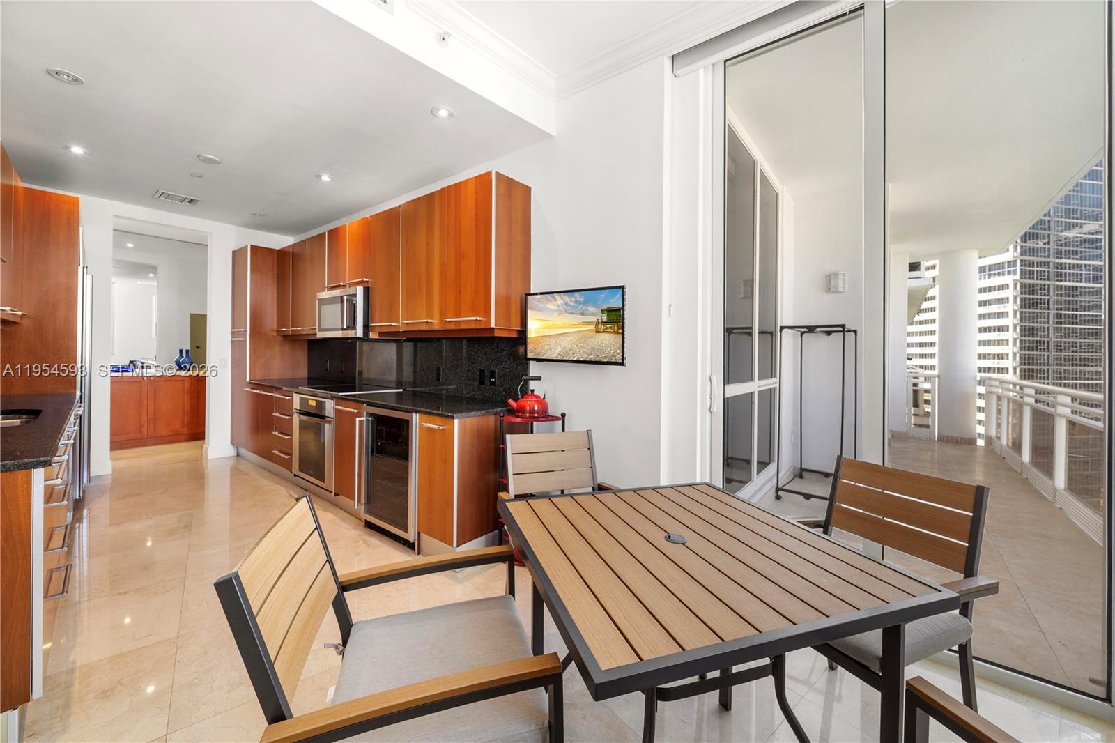 CARBONELL CONDO - Residential