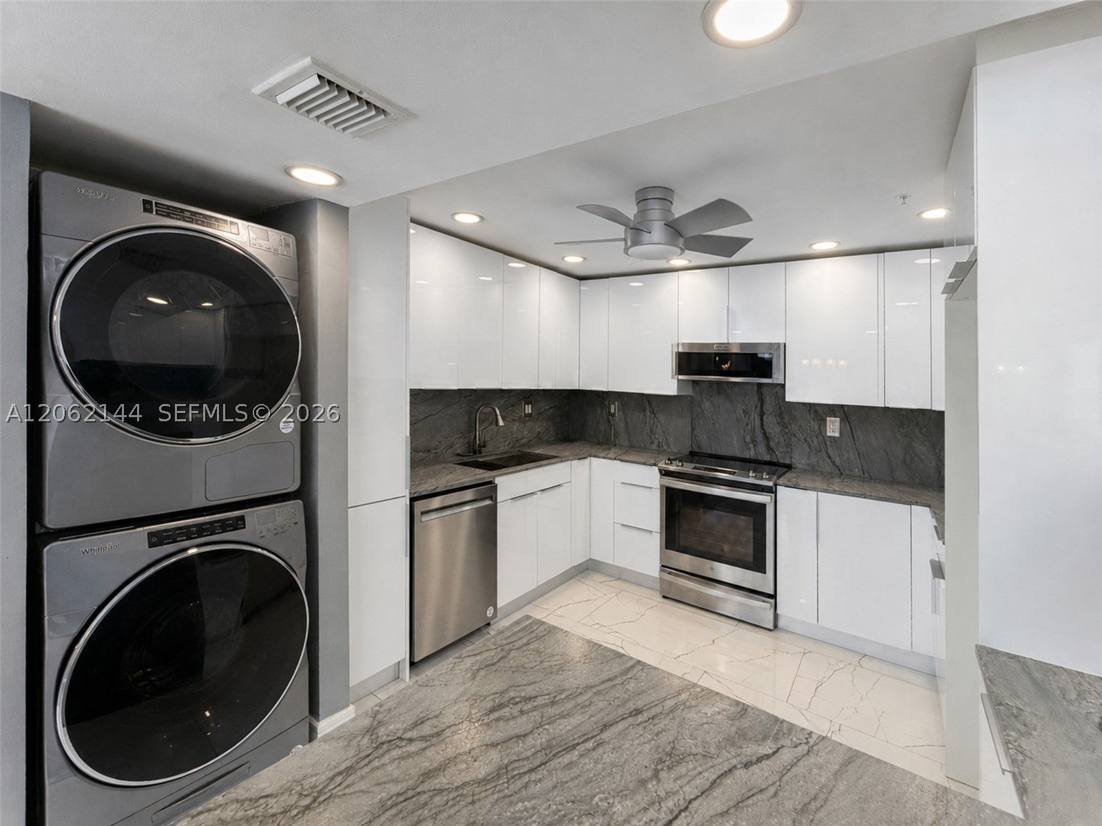 290 174th St 1005