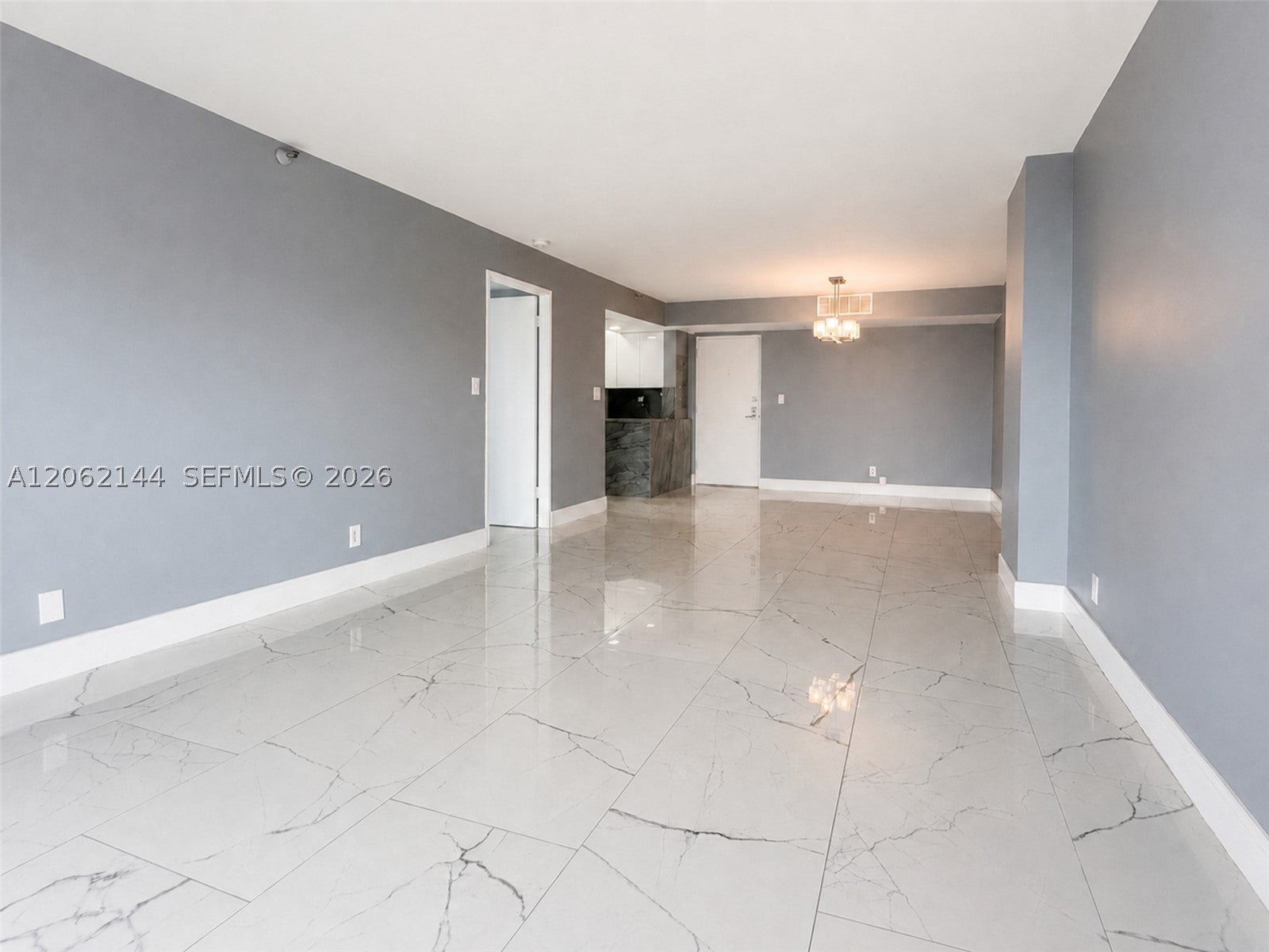 290 174th St 1005