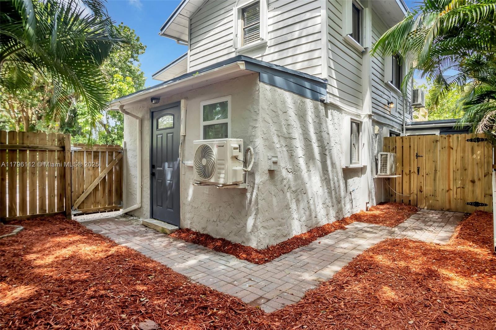 WAVERLY PLACE - Residential Income