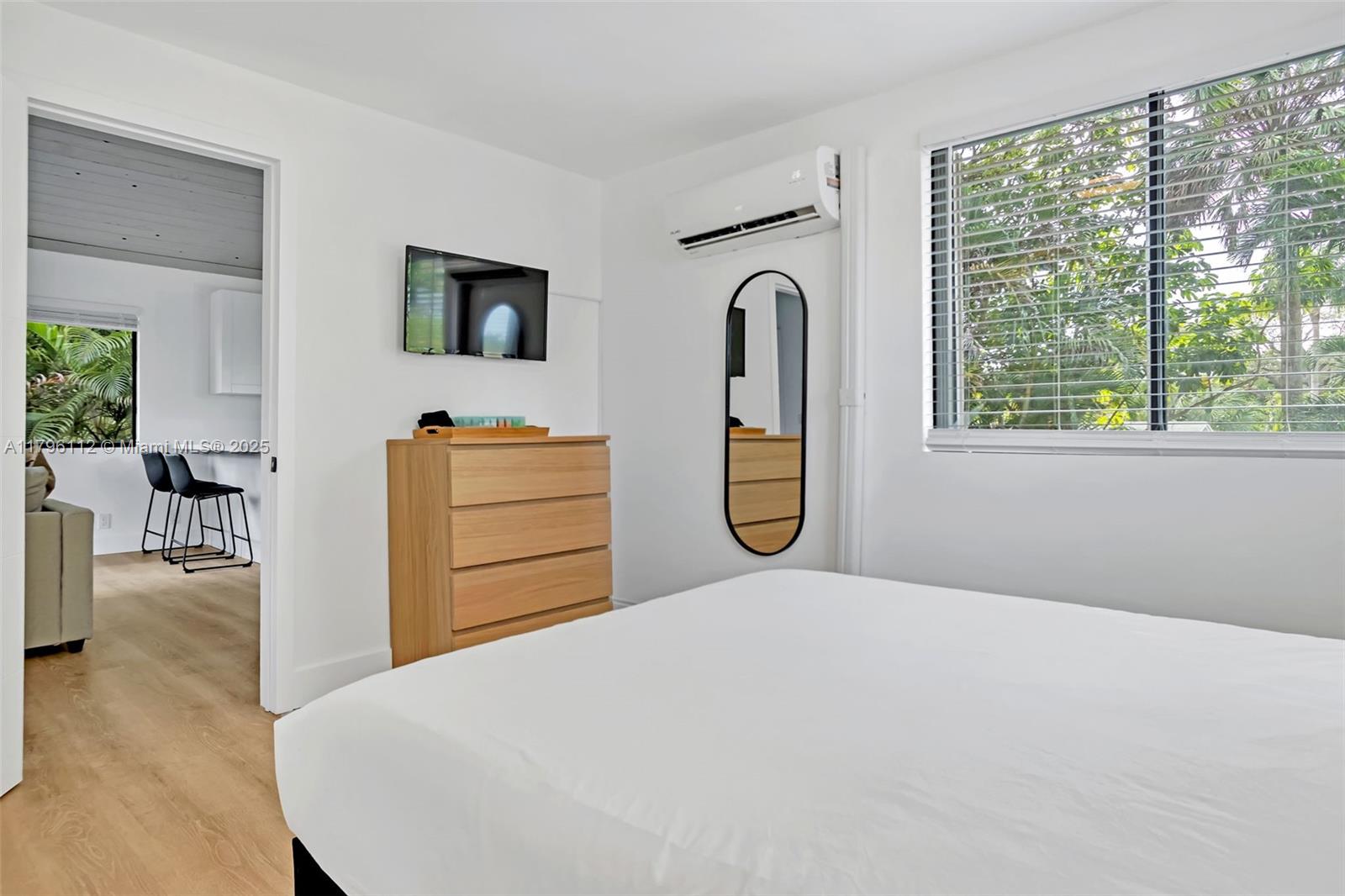WAVERLY PLACE - Residential Income