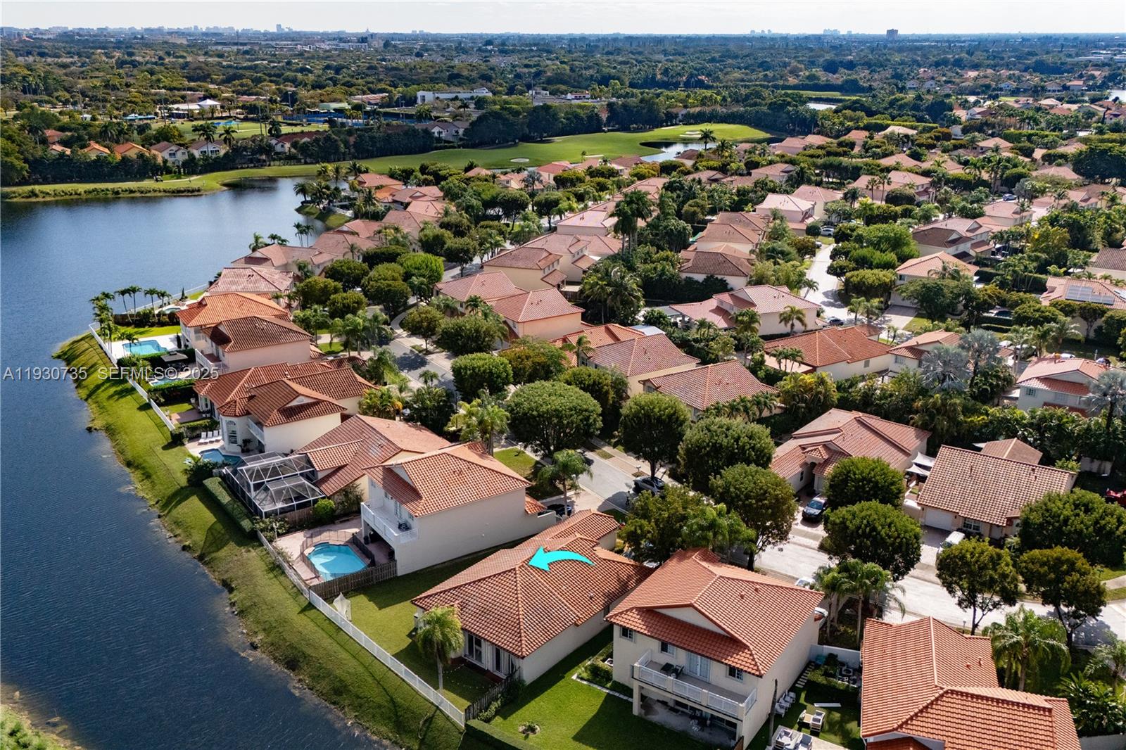 DORAL SANDS - Residential