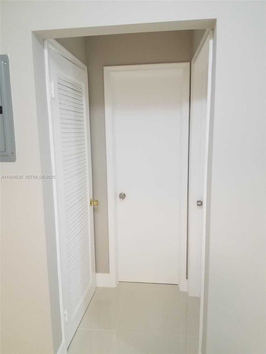 SHANGRI-LA - Residential Lease